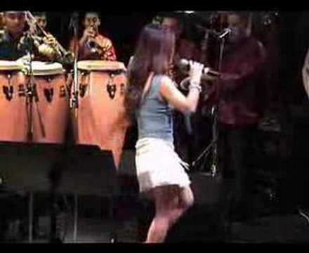 李佳MirandaLee - 我的心裡只有你沒有他 -佳佳老師Mandarina China Band
