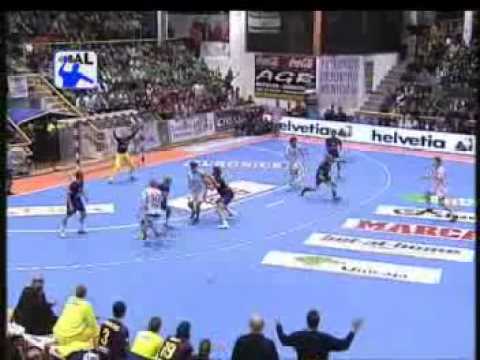 F.C. Barcelona Borges 38 - Reale Ademar 35