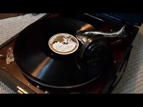 White Star Syncopators - Crying For The Carolines - 78 rpm - Piccadilly 579