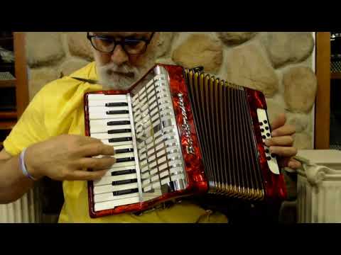 2986 - Red Weltmeister Bandmaster Piano Accordion MM 26 12 $499