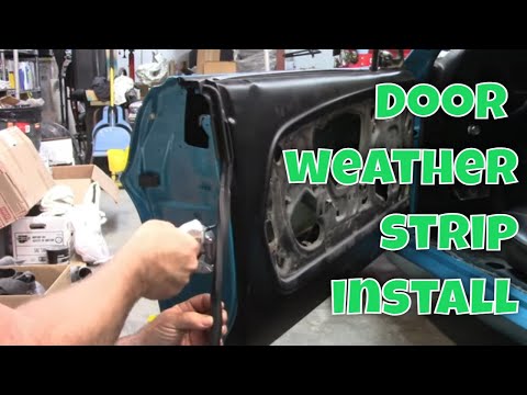 Door seals in a classic Mustang. Jade part 82
