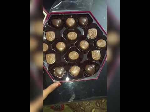 Unboxing Godiva masterpieces chocolate 🍫