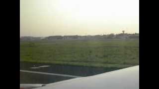 preview picture of video 'Air Asia A320 Landing at Kolkata Airport.avi'