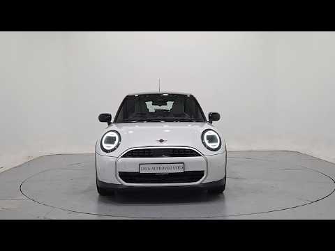 Mini Cooper Cooper C 5 Door - Image 2