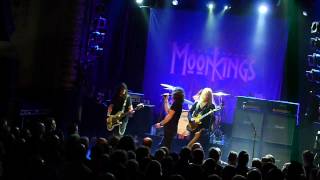 Vandenberg's Moonkings - Here we go again & Nothing touches