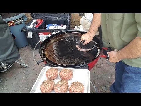 SMASHBURGERS | NEW GRIDDLE | WEBER KETTLE | RED LIMITED EDITION