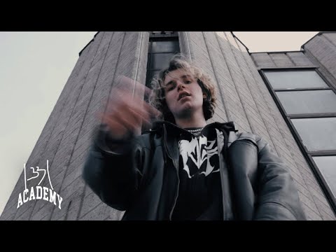 Atka - Studioba Öltönyben ft. Ekhoe & Nasiimov