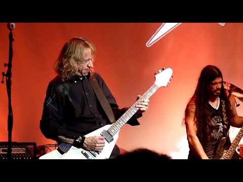 Metallica: 30 Years at the Fillmore Night 1 - The Prince (ft. Diamond Head) - Multicam
