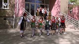 Деца от училище "Св. Иван Рилски" пресъздадоха обичаите за Лазаровден
