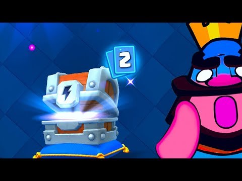 ТАКОЕ РЕДКО СЛУЧАЕТСЯ - ВЫБИЛ 2 ЛЕГИ С СУНДУКА С МОЛНИЕЙ | Clash Royale