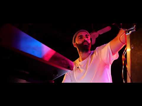 VIKEN ARMAN - Willow (Live at New Morning - Paris)