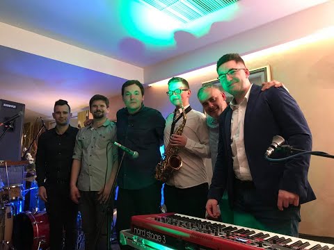 "Lay down Sally"  Cover Jose Arcadio Morales Band