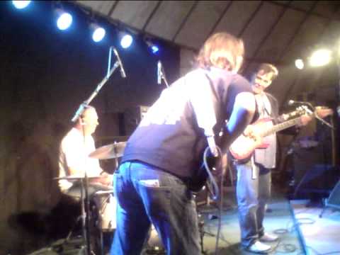 Blues Companiet Hey baby.