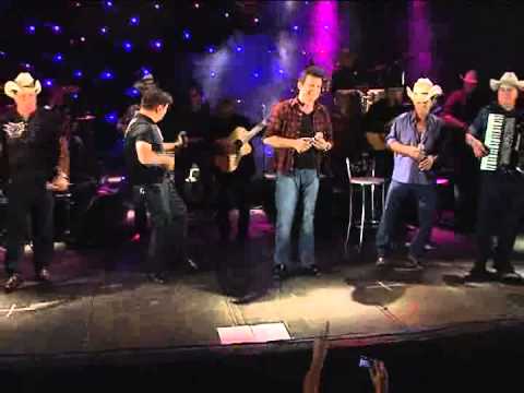 Vone e Wanderley part Gilberto e Gilmar - Ta ruim mas ta bão