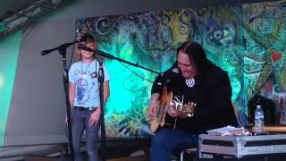 Axel Ellis &amp; Bill Miller sing Folsom Prison Blues at KAXE M