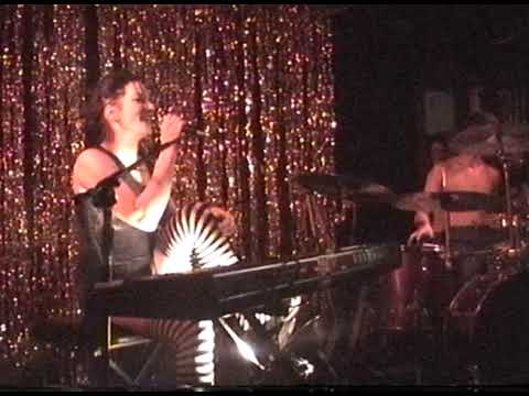 Dresden Dolls at Flywheel - 2004.01.17