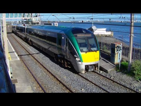 22000 class Intercity number 22229 - Blackrock Station, Dublin