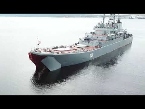 A large landing ship completed amphibious assault training with the Northern Fleet marines