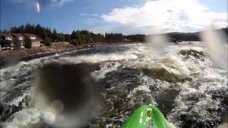 preview picture of video 'Whitewater kayaking at Syrtveit Evje'