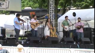 preview picture of video 'Vicky Vaughn Band  Blowing In The Wind  Romp Festival June 2014'