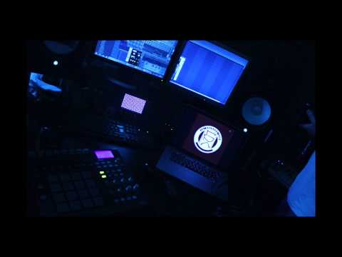 LDK x PABLO PILA - PLANETAS DIFERENTES - (PROD. B.WALLS)