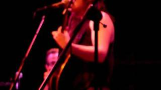 Thao + Mirah - Cold Cold Water