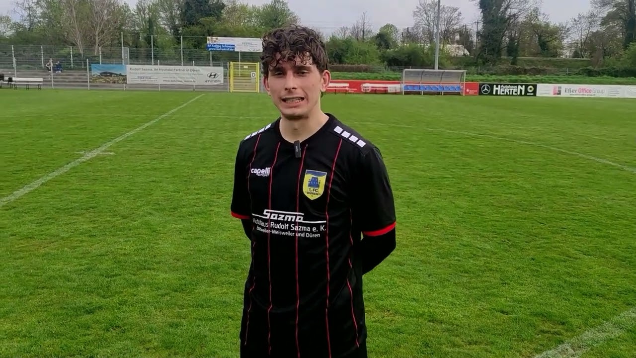  Vinzent Zingel – Stürmer 1. FC Düren – im Spiel gegen den Tabellenführer aus Bergisch Gladbach 