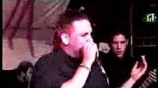 Papa Roach performing - Legacy - 1998 (@paparoach)