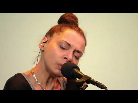 Melanie De Biasio – I’m gonna leave you | De zevende dag