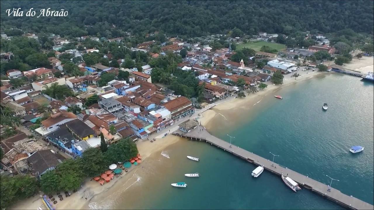 Vila do Abraão e Praia do Abraãozinho - Ilha Grande / Angra dos Reis/RJ