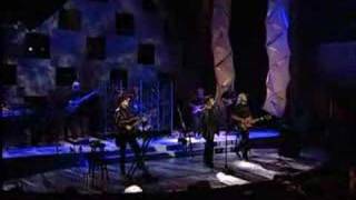 Bee Gees (4/16) - Man in the middle