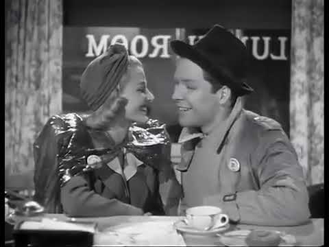 The Marx brothers - at the circus (1939)