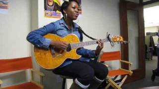 Priscilla Renea Performing Drake&#39;s &quot;Best I Ever Had&quot; in the Hot Mix 101.9 studios