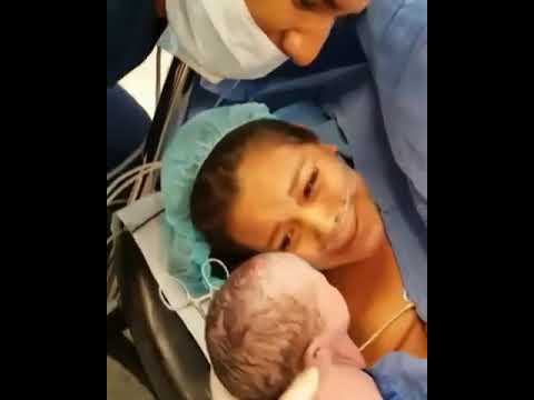 Asistencia en el parto con el pediatra Juan Consuegra en Barranquilla