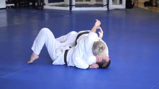 Henry Akins a Teaches Side Contorl Escape At Dynamix BJJ In West LA