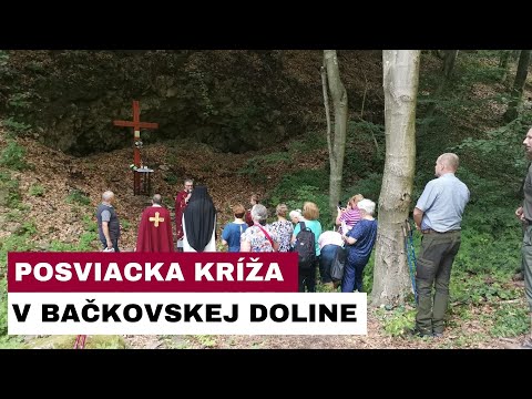 Posviacka dreveného kríža v Bačkovskej doline