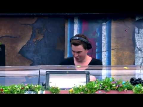 Hardwell - Spaceman vs Somebody That I Used To Know (Live @ Tomorrowland 2012)