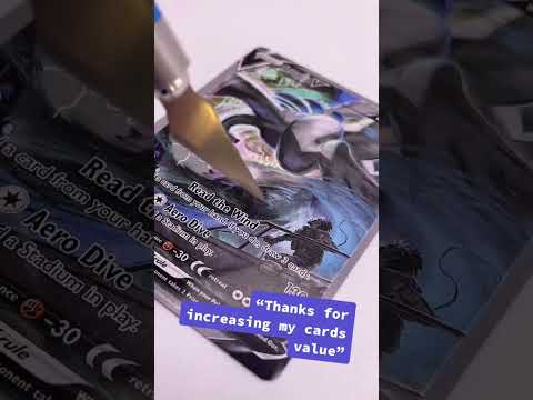 😱 Cutting a Lugia V Alt Art - Silver Tempest Pokemon 3D Card