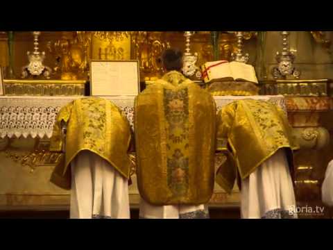 Tridentinische Messe in der alten Kapelle Regensburg