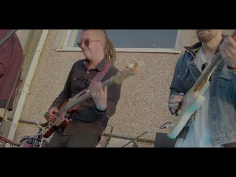 Slow Jam by Dr Funk and The Good Times Live at Victoria Hotel Garden in Newquay