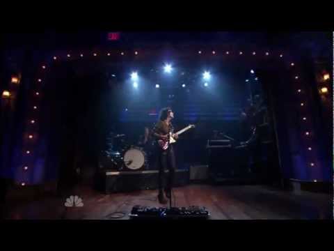 St. Vincent - She Is Beyond Good and Evil (The Pop Group Cover) - Live @ Fallon [720p]
