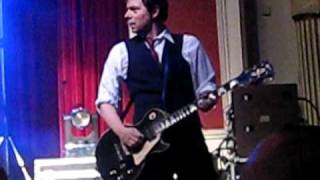 SLAUGHTER AND THE DOGS - CRANKED UP REALLY HIGH - Blackpool Rebellion Festival UK August 2010