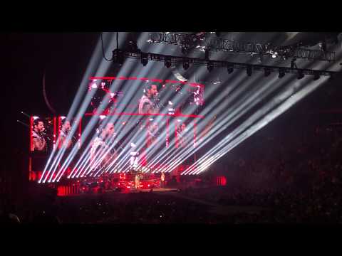 Tie Your Mother Down - Queen - Madison Square Garden, NY - 8.6.19