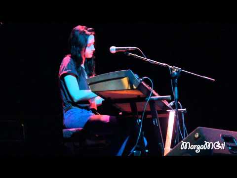 Holly Miranda - Don't you pay them no mind - Voces Femeninas 2012 - Teatro Lara (Madrid) 1/2