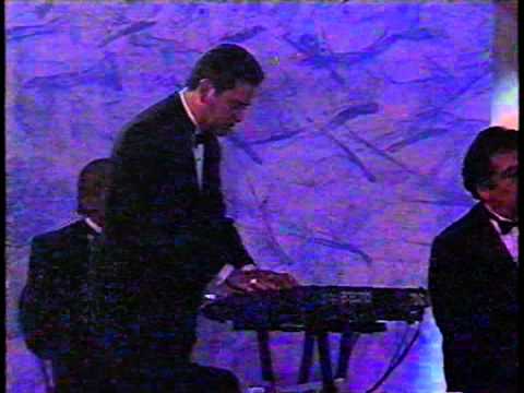 -Celio Gonzalez y la Sonora Santanera--Estoy Pensando en Ti-