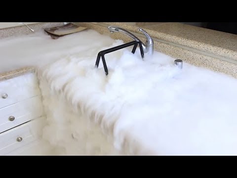 pourquoi la glace est bleue