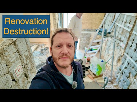 🇬🇷 Greek Renovation Destruction! Bathroom, Electrics, Armoured Door... Our Home in Athens,  Video 4