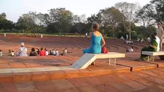 preview picture of video 'Russian Bells - Auroville 01.01.2013'