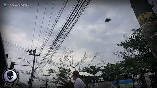 [CAR-SIZED] Black Alien Saucer Caught Over Brazil! Crazy UFO Sighting 10/4/2015