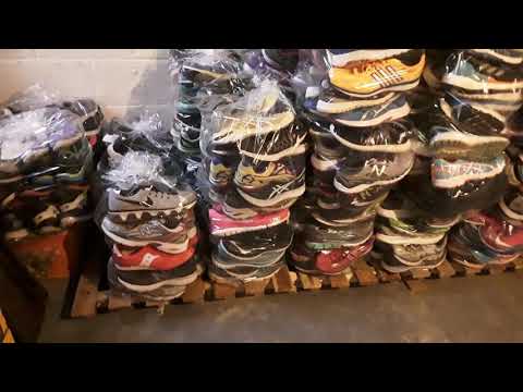 download lagu mp3 mp4 Used Shoes For Sale, download lagu Used Shoes For Sale gratis, unduh video klip Used Shoes For Sale